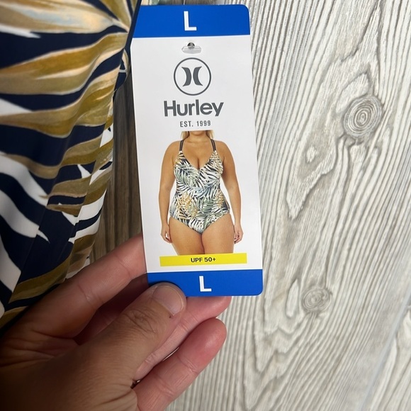 HURLEY Women's Green Leaf Swim Suit Size Large One Piece Bathing Suit NWT - Picture 2 of 6